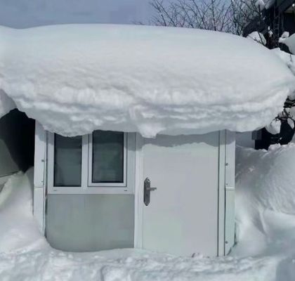 ध्वनिरोधक फोल्डेबल मॉड्यूलर होम कंटेनर 350 Sf विस्तार योग्य 2br छोटा घर