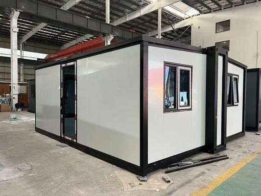 विस्तार योग्य पूर्वनिर्मित घर 12KW बिजली की खपत के साथ, 2-4 लोगों की क्षमता के लिए 27.5 ㎡ फर्श क्षेत्र